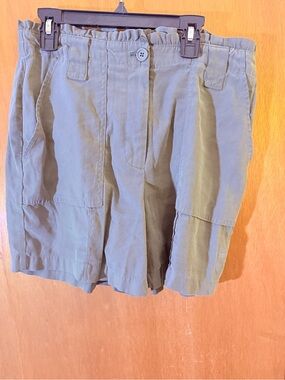 Nine West Olive High-Waist Paperbag Shorts